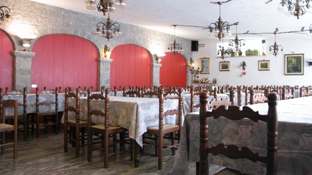 Hotel Carrara Serina  Esterno foto
